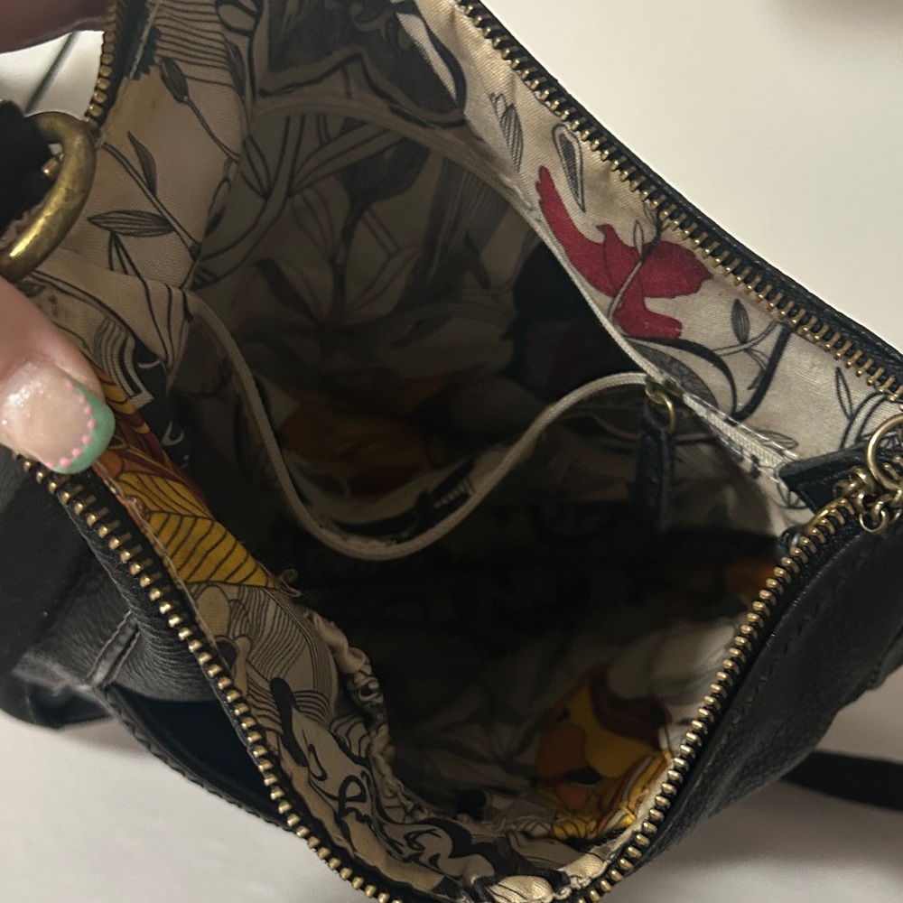 The Sak Black Leather Crossbody Bag - Picture 6 of 7